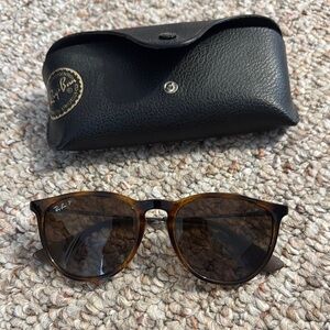 Women’s Ray ban